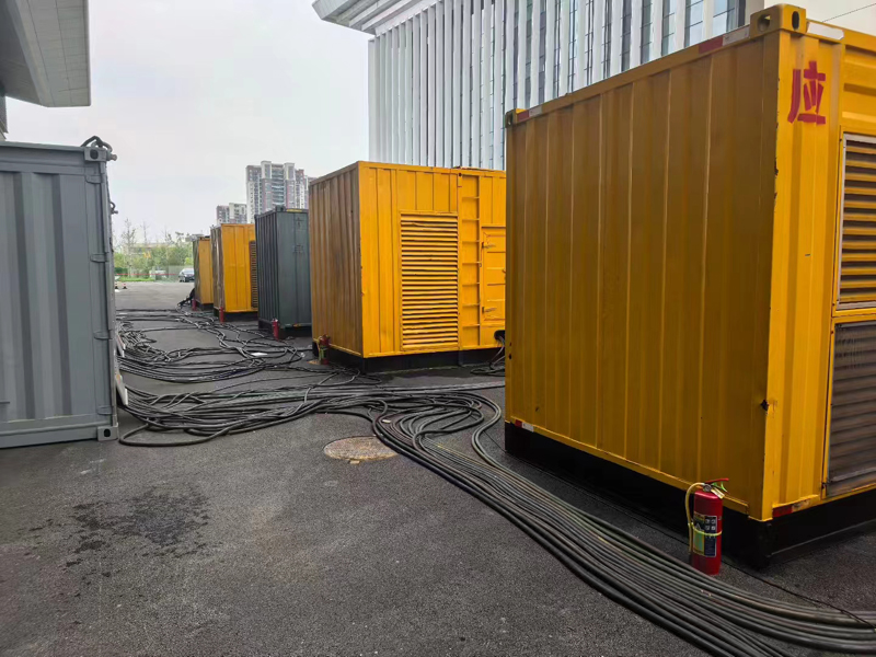 昆明柴油发电机组冬季保养有哪些注意事项?